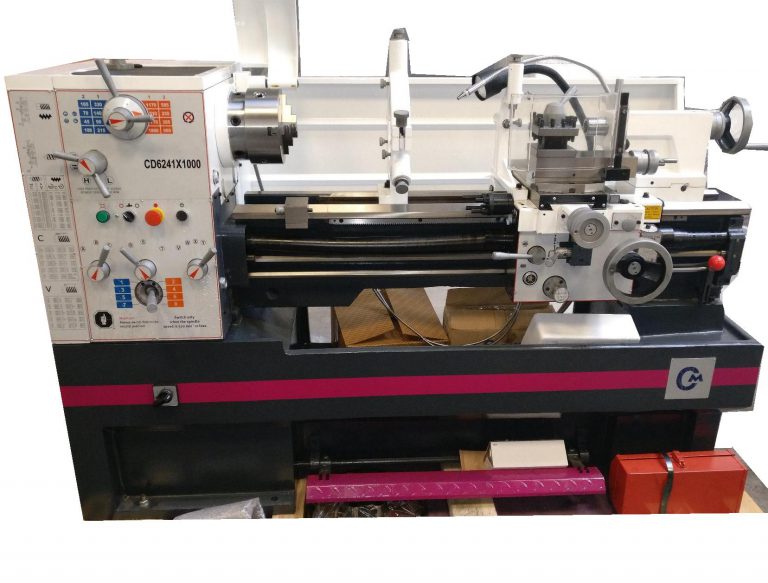 TORNO PARALELO ALTA PRECISION CM41 (CD6241) TORNO PARALELO ALTA PRECISION CM41 (CD6241)